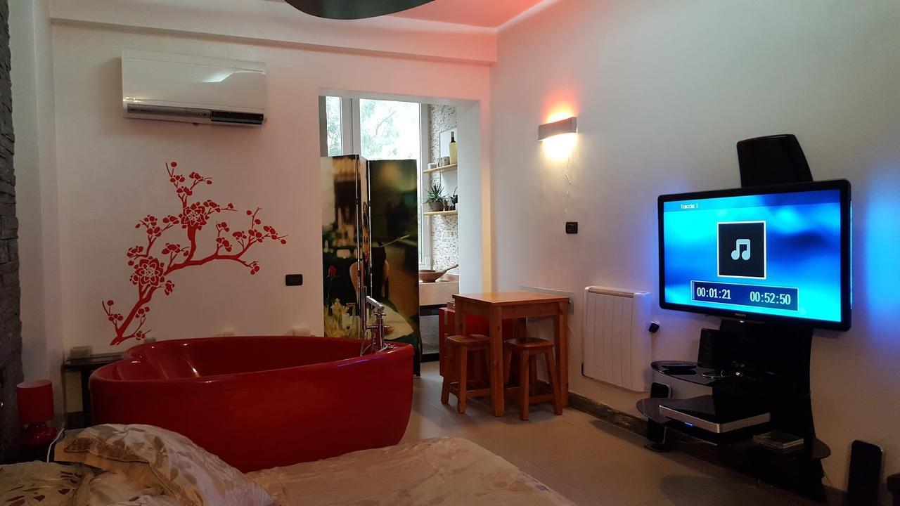 Micro Suite Inside15 แฟร์รารา ภายนอก รูปภาพ